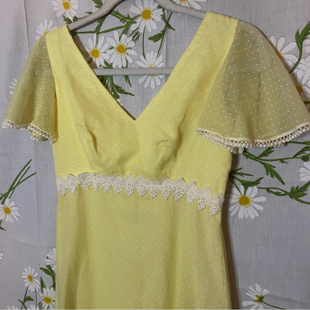 Vintage 70s pastel yellow white polka dot flutter sleeve formal empire gown - Picture 5 of 7